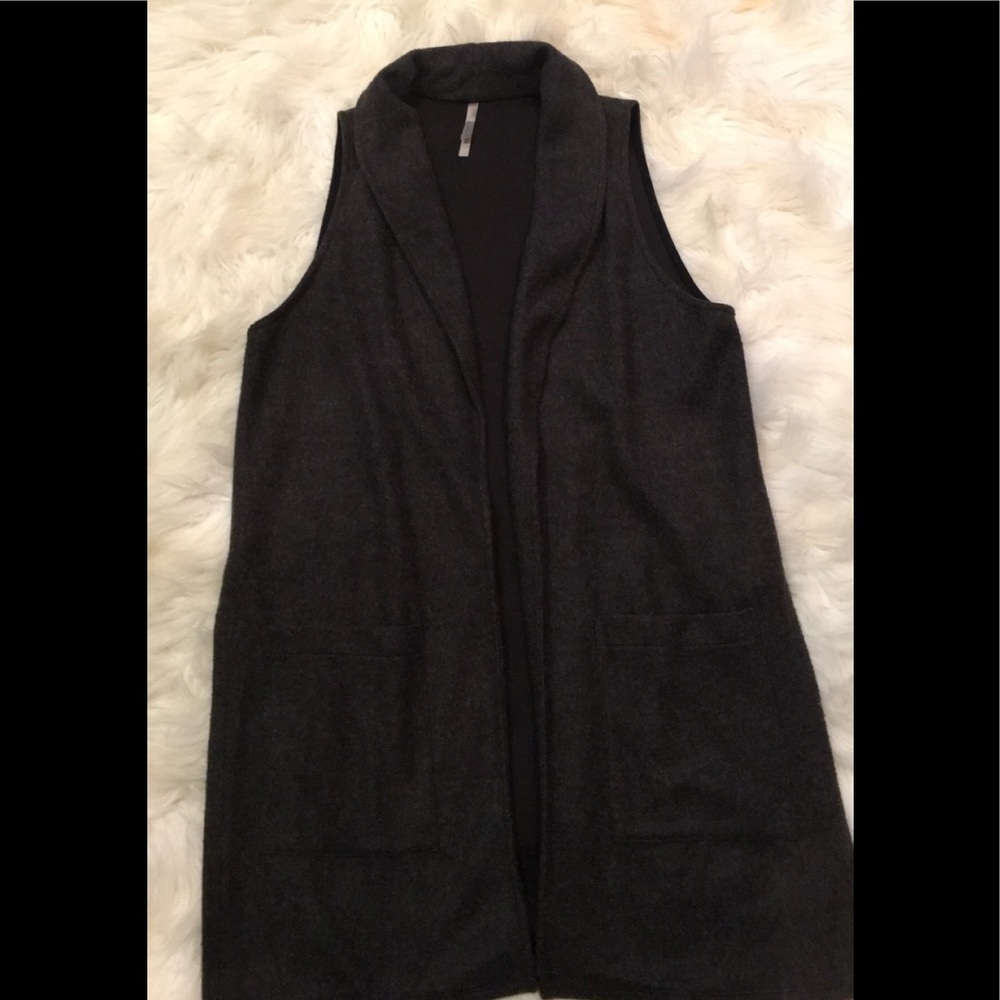 Grey hair wool like duster Sz small